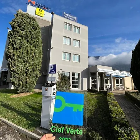 Le Neron - Logis Hotel
