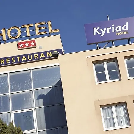 Le Neron - Logis Hotel Fontanil-Cornillon