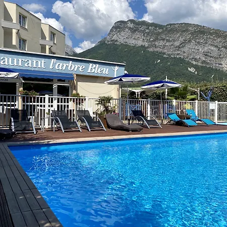 Le Neron - Logis Hotel 3*