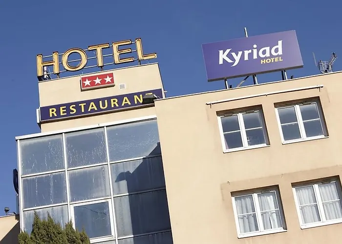 Le Neron - Logis Hotel Fontanil-Cornillon