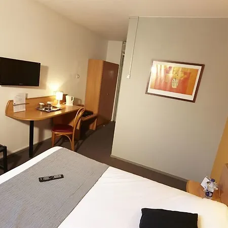 Hotel Le Neron - Logis Fontanil-Cornillon