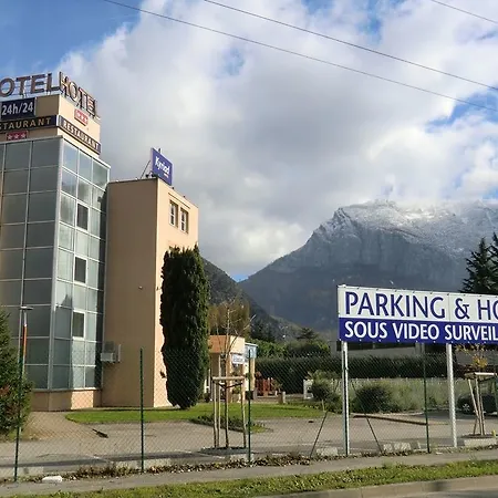 Hotel Le Néron - Logis Fontanil-Cornillon