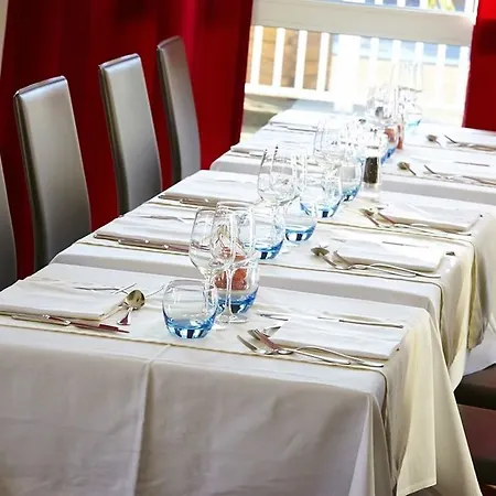 Le Neron - Logis Hotel